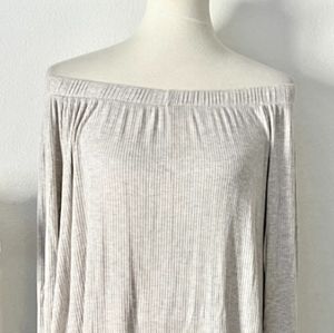 BKE  NWT Tunic Med.